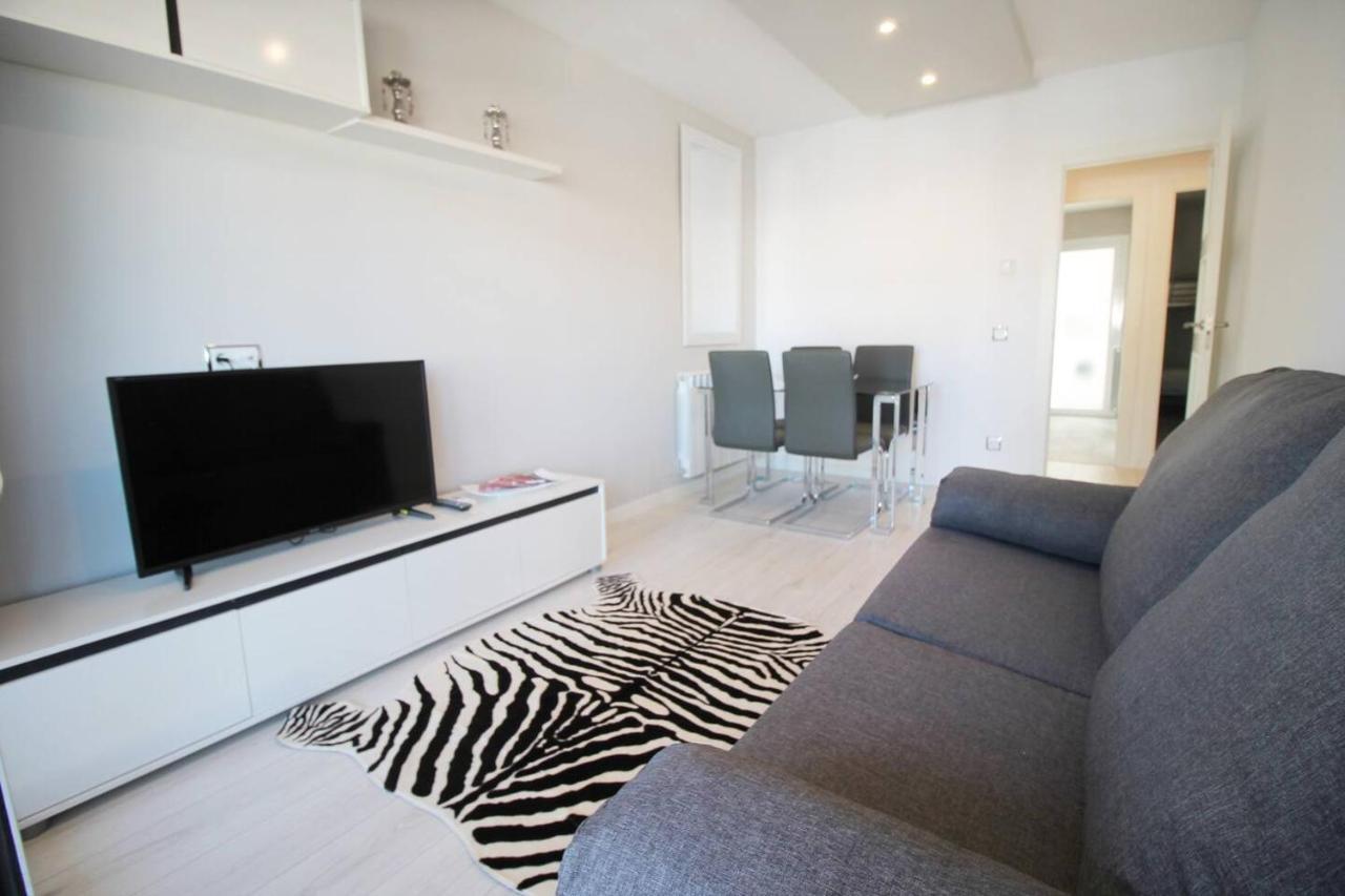 Family Deluxe Apartment Beach Castelldefels Exterior foto